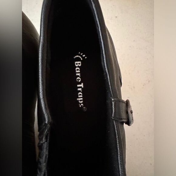 Bare Traps temper leather ankle boots heeled Comfort cushioned Women's booties - Picture 2 of 5